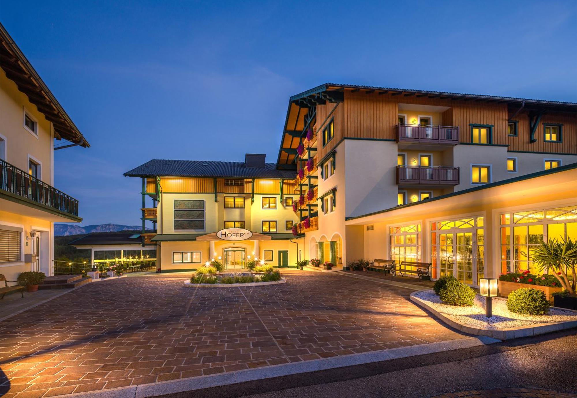 Ferienhotel Hofer Superior Strass im Attergau Dış mekan fotoğraf